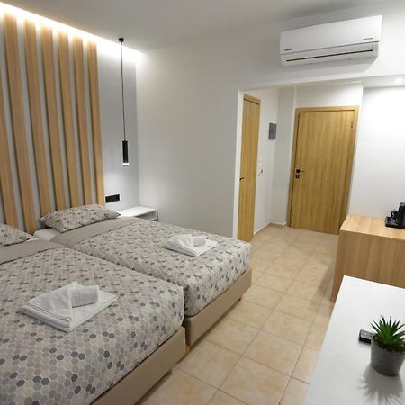 Heleni Beach Hotel Ialysos  Bagian luar foto