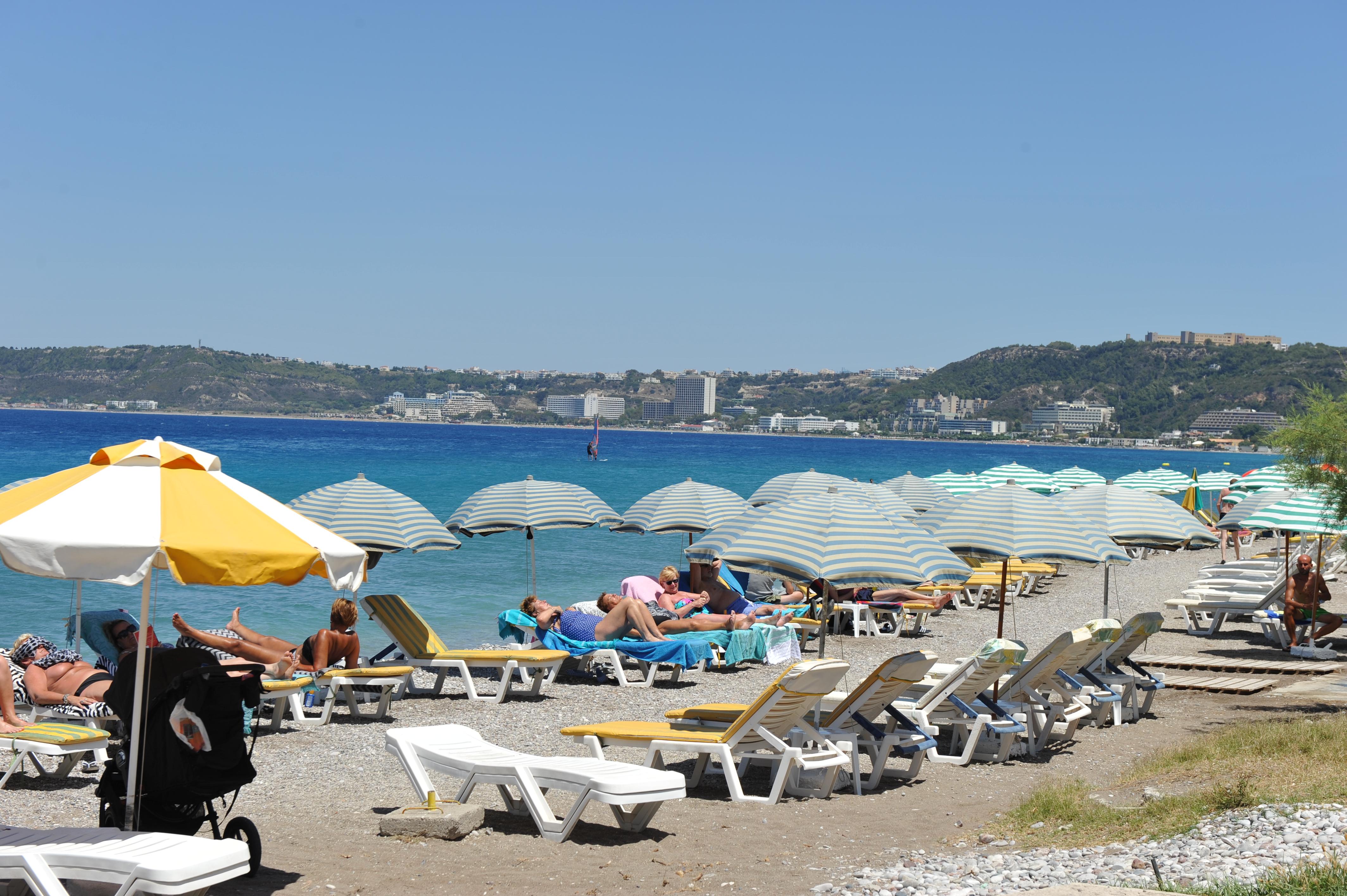 Heleni Beach Hotel Ialysos  Bagian luar foto