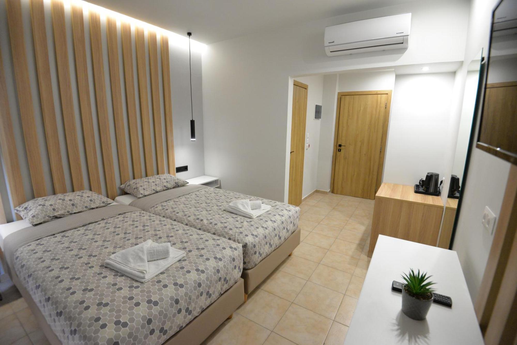 Heleni Beach Hotel Ialysos  Bagian luar foto