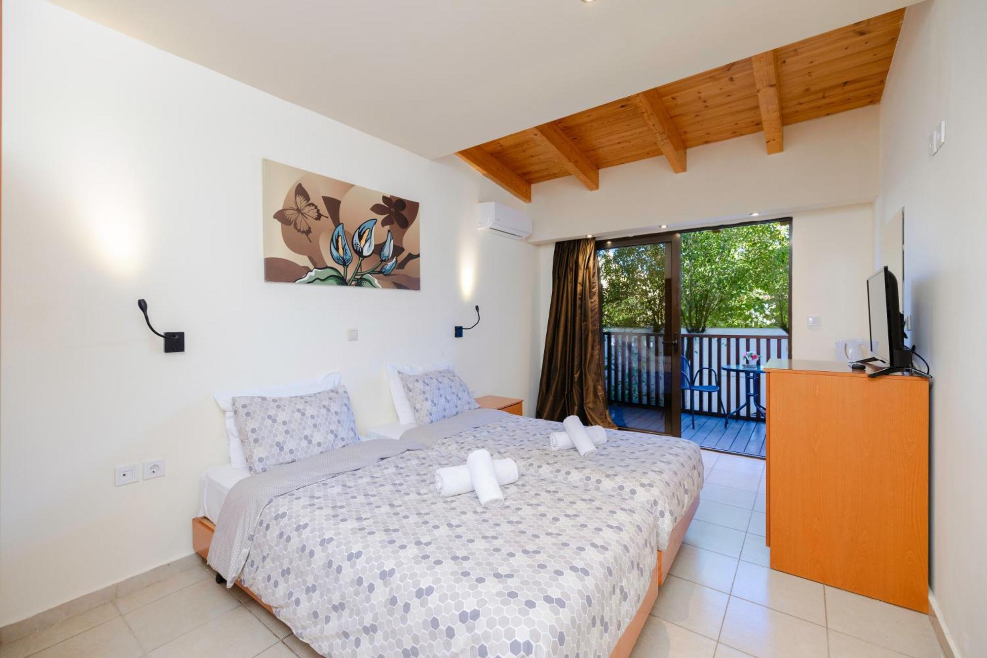 Heleni Beach Hotel Ialysos  Bagian luar foto