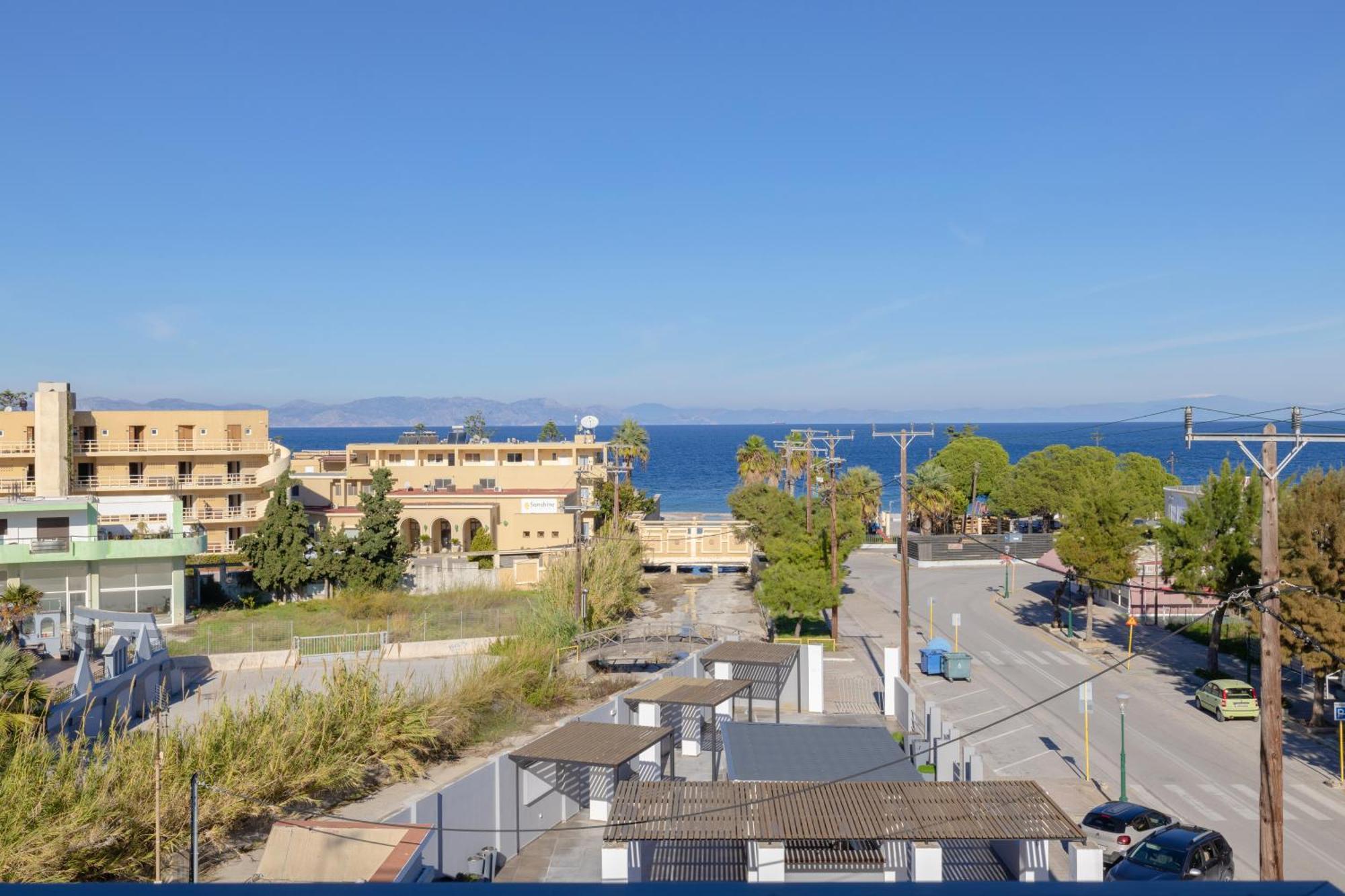 Heleni Beach Hotel Ialysos  Bagian luar foto