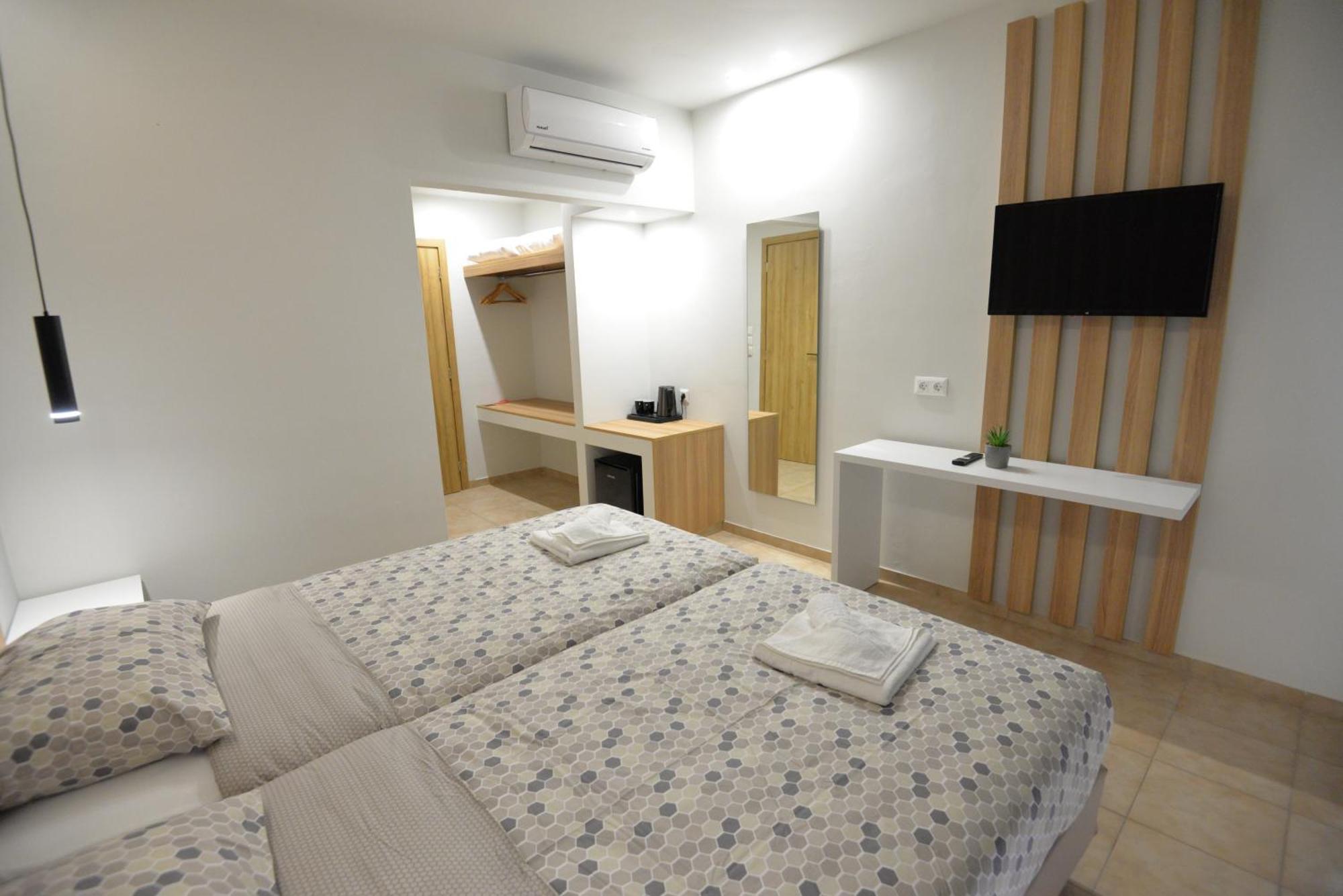 Heleni Beach Hotel Ialysos  Bagian luar foto