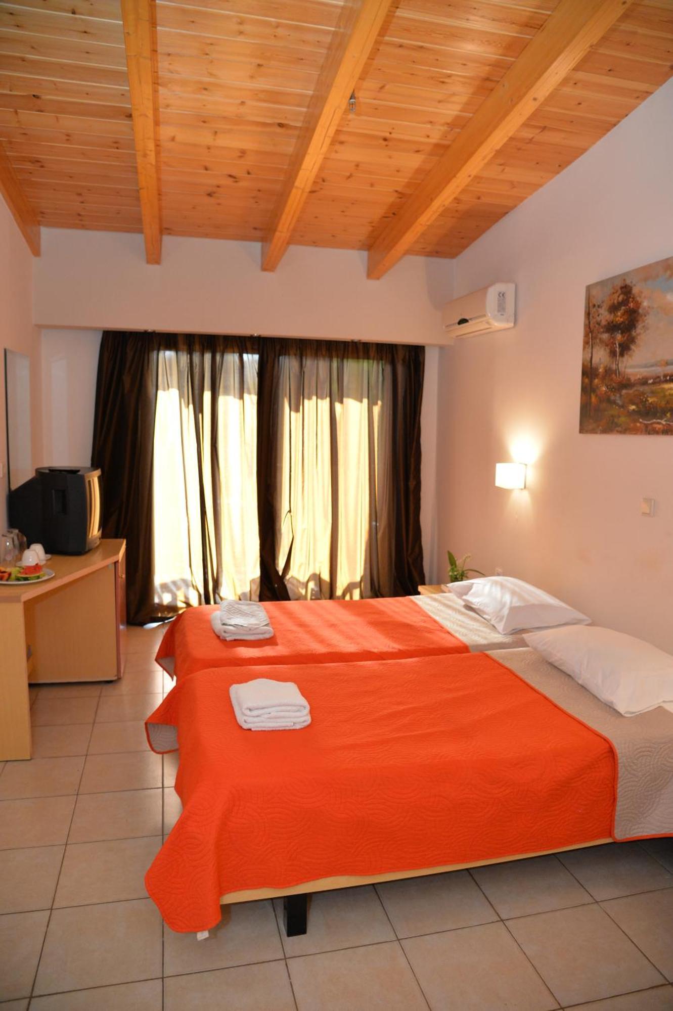 Heleni Beach Hotel Ialysos  Ruang foto